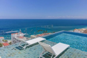 Luxe Penthouse, Calm Vistas
